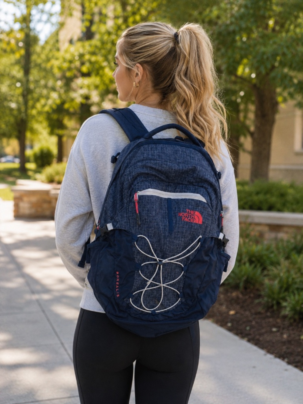 The North Face Borealis Backpack Navy Blue FlexVent Hiking School Travel Bag